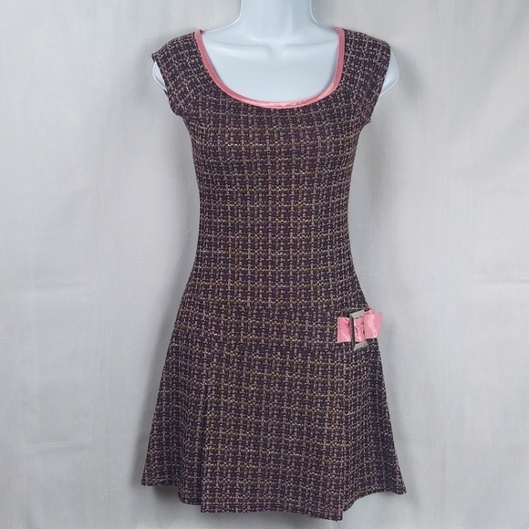 Tweed mini dress with buckle pleated hem - size 3 (jr) / XS - Picture 1 of 7